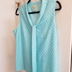 Banana Republic large sleeveless blouse